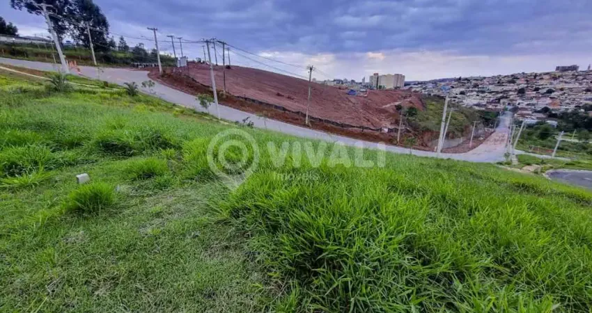 Terreno à venda na Avenida Benedito Alves Barbosa Sobrinho, Jardim Santa Filomena, Itatiba