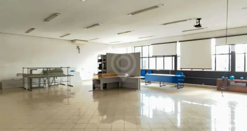 Casa comercial para alugar na Rua Campos Salles, Centro, Itatiba