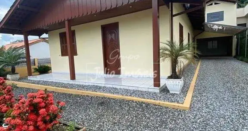Casa com 3 quartos à venda no Rio Branco, Brusque 