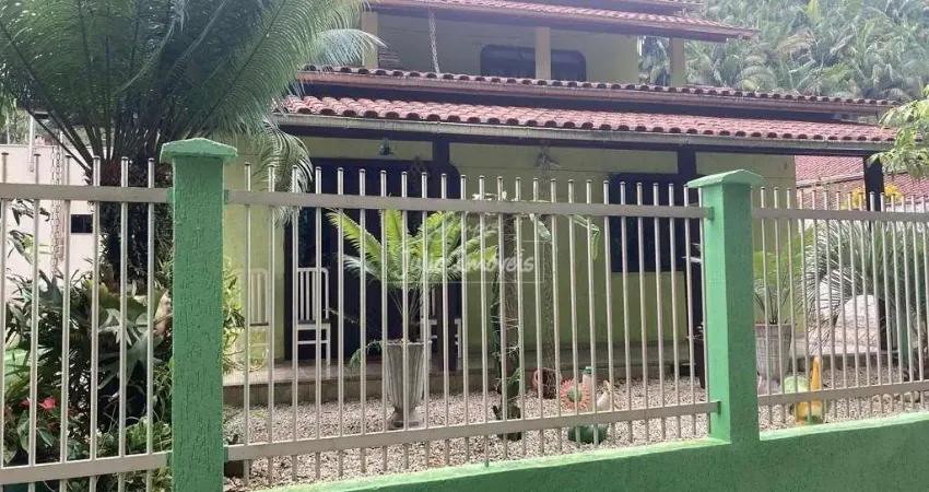 Casa com 3 quartos à venda no Steffen, Brusque 