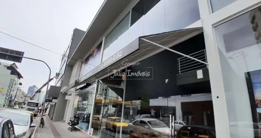 Sala comercial no Centro de Brusque  para locação