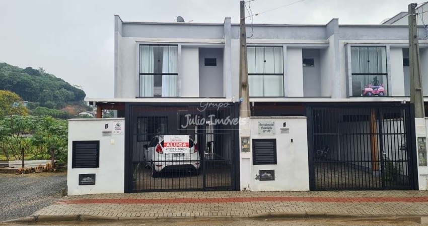 Casa com 1 suíte e dois quartos na Limeira Baixa