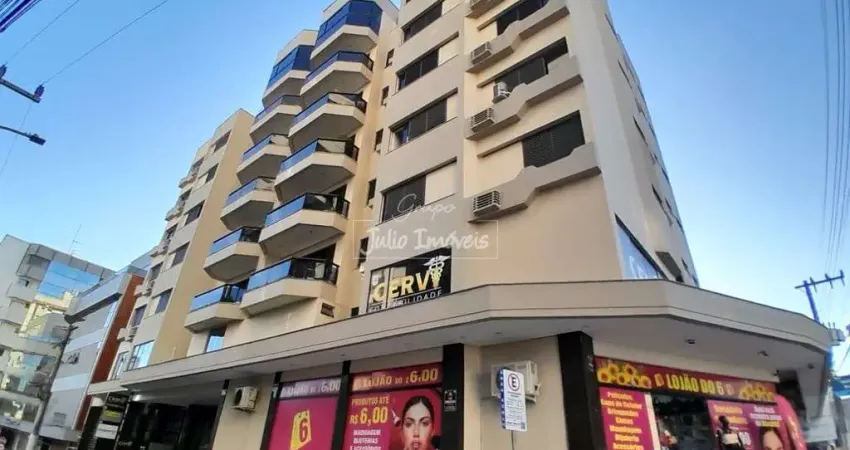 Apartamento com 3 quartos para alugar no Centro I, Brusque 