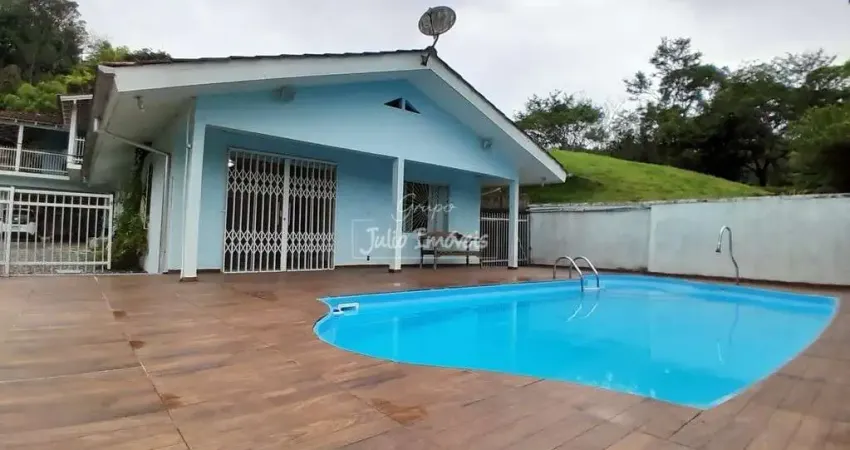 Casa com 3 quartos para alugar no Santa Luzia, Brusque