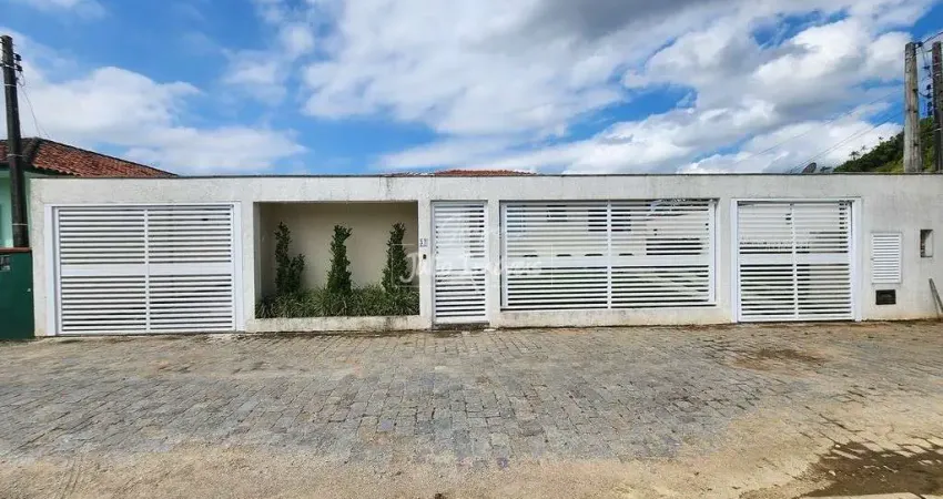 Casa com 3 quartos para alugar no Santa Terezinha, Brusque