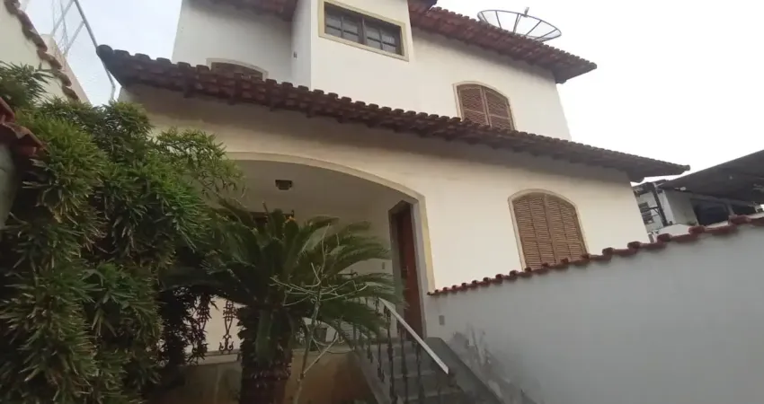 Casa 04 quartos suite e varanda, 408 m² curica jacarepaguá rj