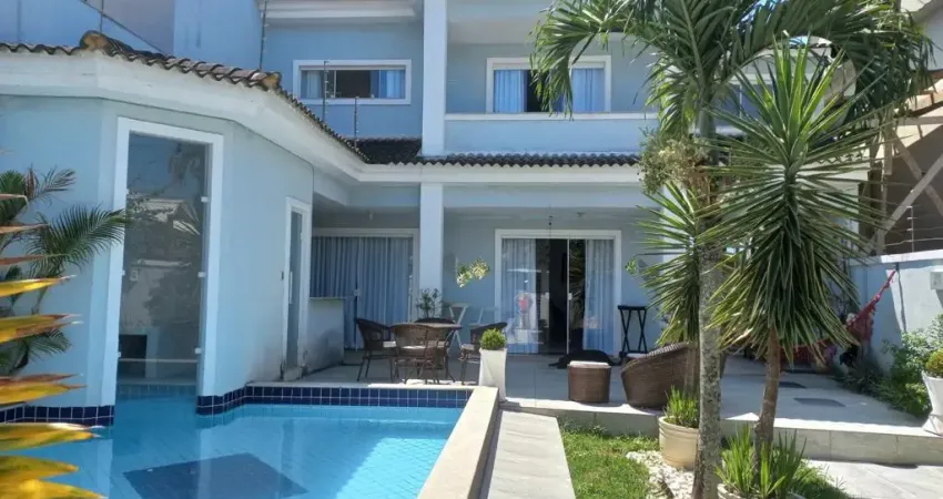 Casa triplex condomínio mountain green recreio dos bandeirantes