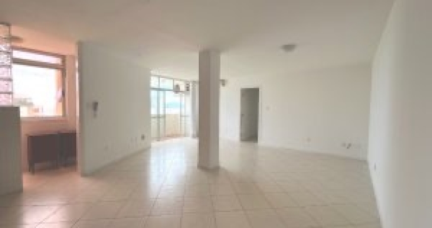 Apartamento com 3 quartos no centro de Florianópolis