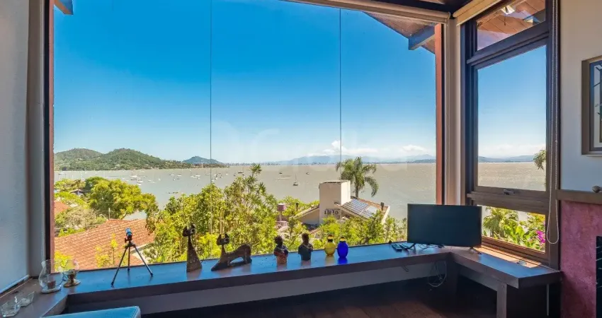 Casa de 302m² com 5 quartos sendo 2 suítes em Santo Antônio de Lisboa