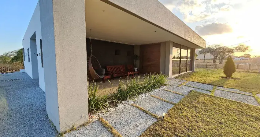 Magnífica casa no melhor condomínio fazenda da Paraíba.