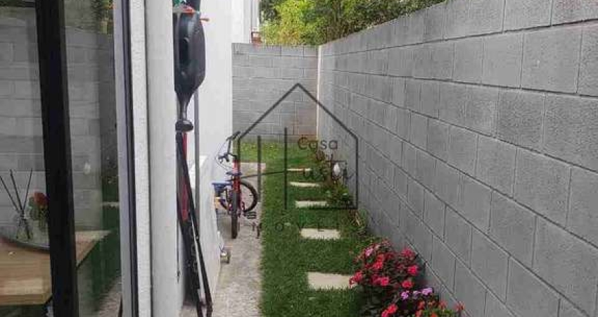 Casa em condomínio à Venda, Água Espraiada (Caucaia do Alto), Rua José Teixeira de Oliveira, SP