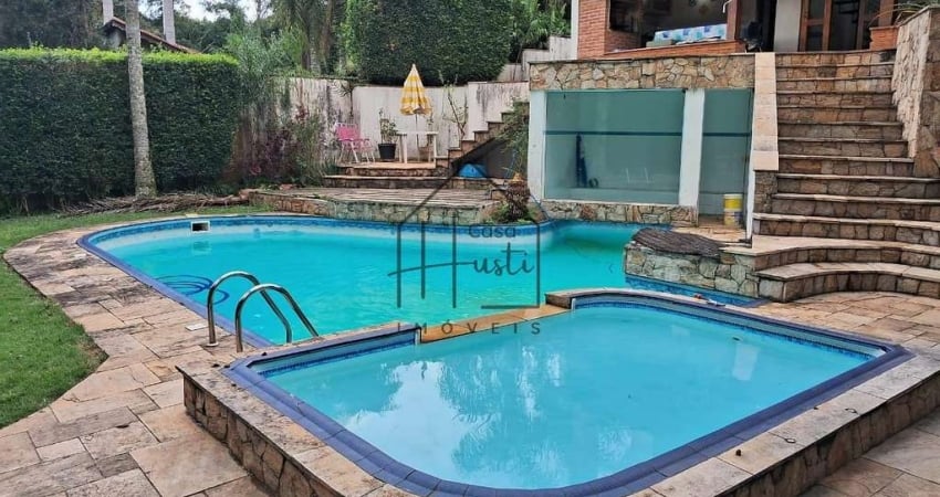 Casa à Venda e Locação, 3 Dormitórios, 373m² R$ 1.450.000 Residencial Vila Verde/Transurb - Cotia,