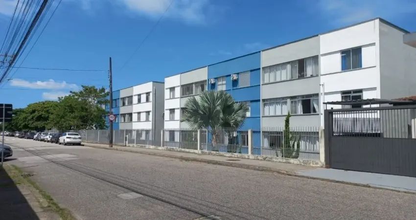 Apartamento a venda de 2 dormitórios semi mobiliado - bairro coqueiros  florianópolis sc