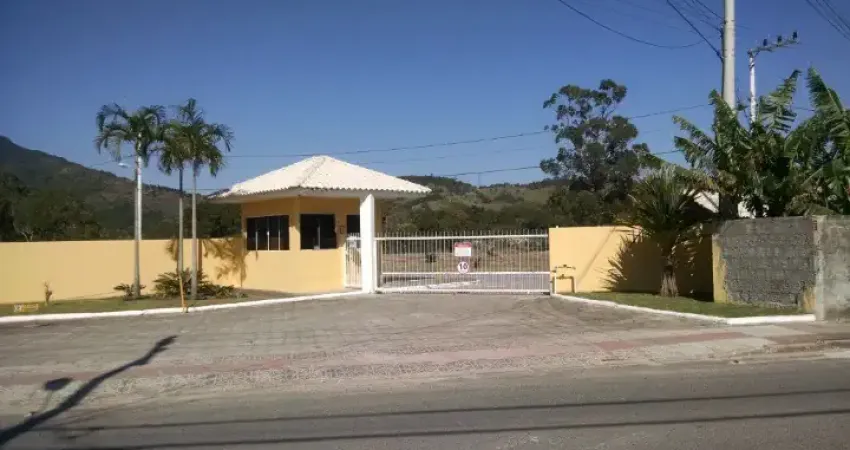 Terreno à venda e 360m² ( condomínio fechado)- bairro  vargem grande - florianópolis sc