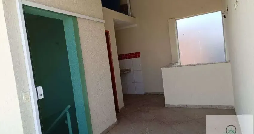 Linda casa na vila alpina, são paulo - 2 quartos, suíte e garagem