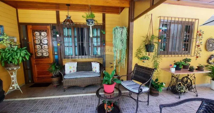 CASA EM CONDOMÍNIO À VENDA COM 4 QUARTOS SENDO 2 SUÍTES NO BAIRRO CASCATA DO IMBUÍ/ TERESÓPOLIS