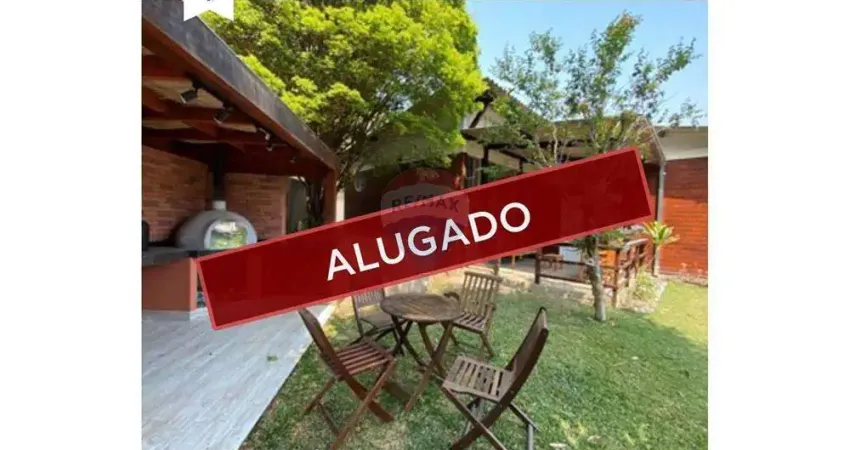 Locação Casa Mobiliada e Confortável na Posse em Teresópolis