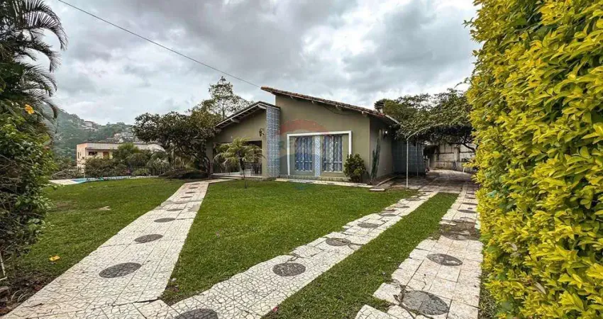 Casa com 3 quartos à venda na Rua Estado do Rio de Janeiro, 125, Araras, Teresópolis
