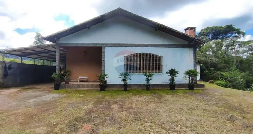 Casa com 3 quartos à venda na Rua Padre Antônio Vieira, 470, Pimenteiras, Teresópolis