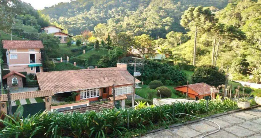 Casa com 4 quartos à venda no Albuquerque, Teresópolis 