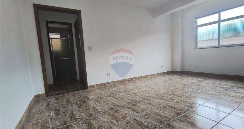 Casa estilo Apartamento para locação, com 2 quartos na Tijuca;