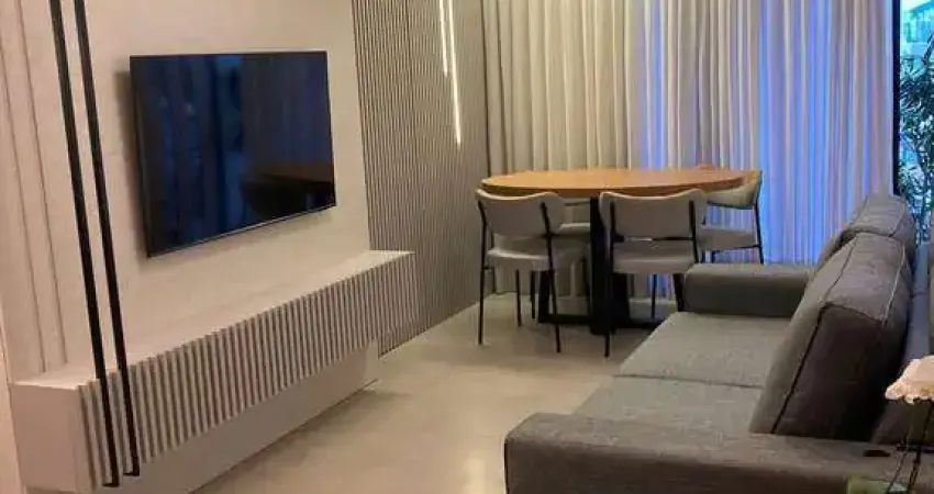 Apartamento mobiliado com elevador no centro de navegantes!