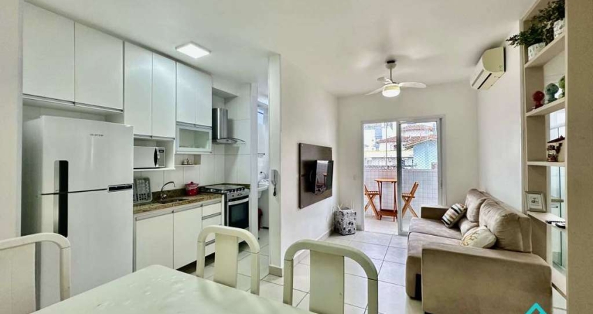 Oportunidade apartamento com 2 dormitórios a venda a 100 metros da Praia das Toninhas Ubatuba SP