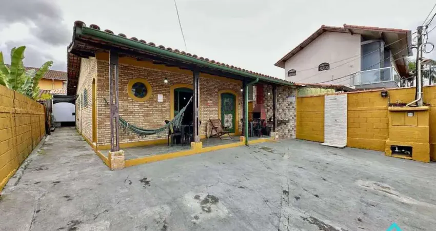 Oportunidade casa a venda com 3 dormitórios na Praia do Itaguá Ubatuba SP