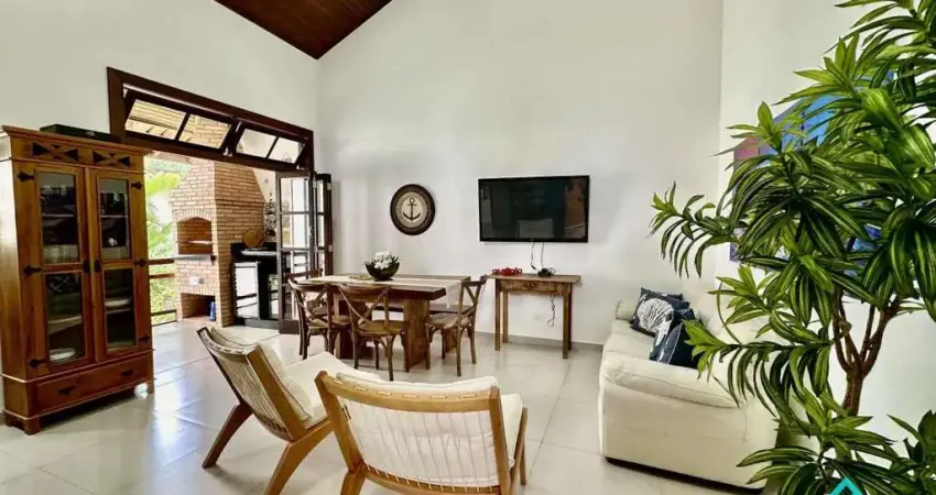 Apartamento todo reformado a venda com 3 dormitórios no Saco da Ribeira Ubatuba SP