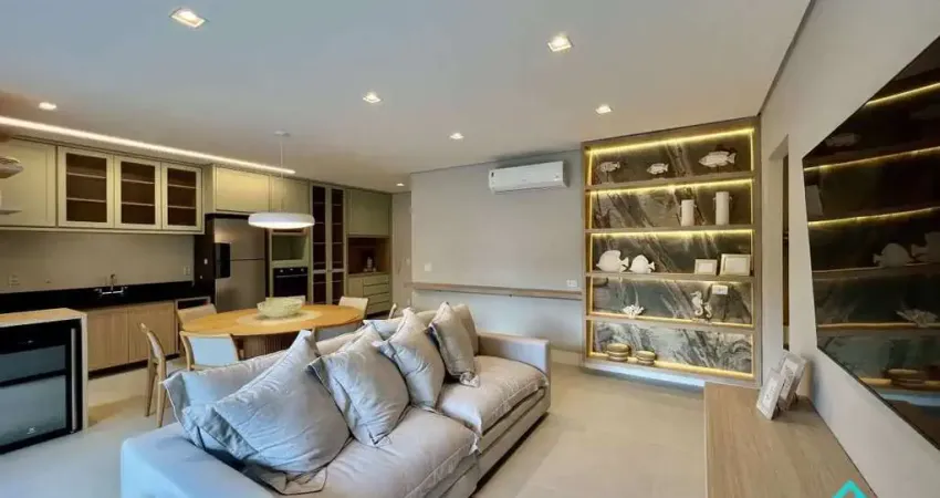 Apartamento decorado com 3 suítes a venda na Praia da Enseada Ubatuba SP