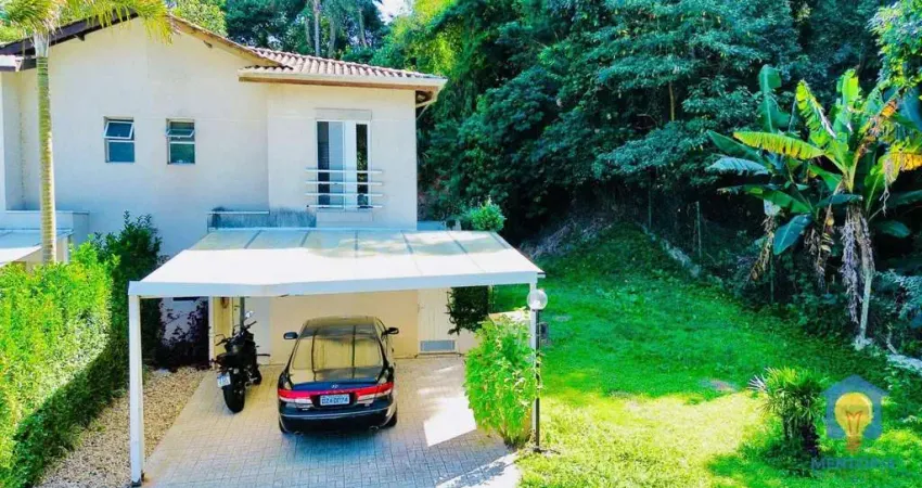 Casa com 3 dorms à Venda, 180 m² por R$ 695.000 - Parque Rincão - Cotia/SP