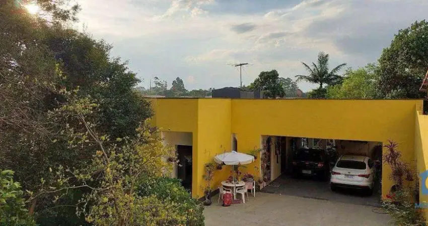 CASA EM ZONAMENTO QUALIFICADO COMO ’ZAD’