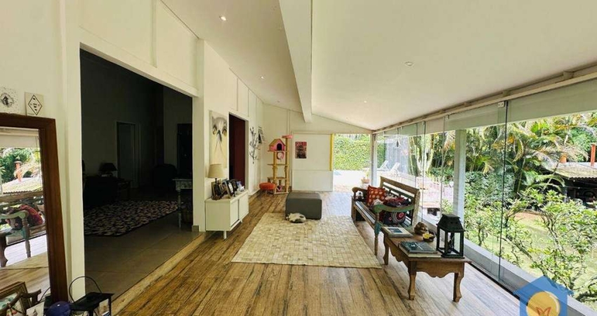 Casa com 4 dormitórios à venda, 330 m² por R$ 1.200.000,00 - Jardim das Flores - Cotia/SP