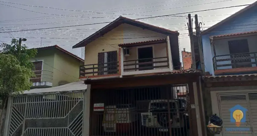 Casa totalmente rerformada 3 dormitórios, 1 suíte, a venda por R$  - Granja Viana – Km 25 - Cotia/SP