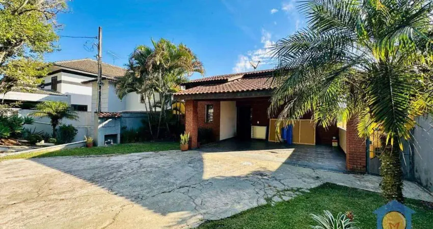Casa com 3 dormitórios para alugar, 166 m² por R$ 6.000,00/mês - Jardim das Flores - Cotia/SP