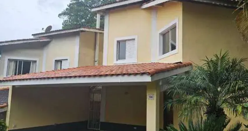 Casa com 3 dormitórios à venda, 356 m² por R$ 870.000,00 - Granja Viana – Km 28 - Cotia/SP