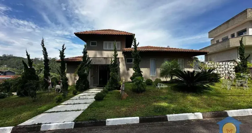 Casa com 3 dormitórios à venda, 352 m² por R$ 2.300.000,00 - Parque das Artes - Embu das Artes/SP