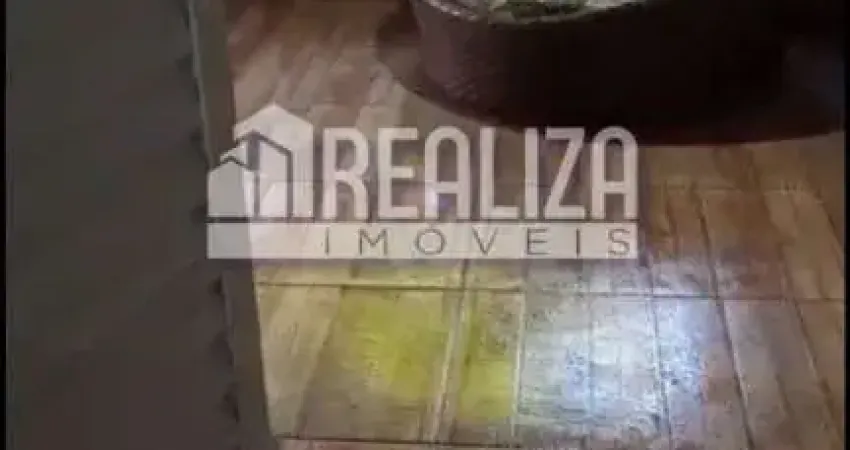 Casa a venda no Jardim Triangulo, Uberaba - 2 dormitorios, suite e garagem coberta