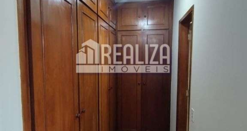 Apartamento de 4 dormitorios a venda no bairro Estados Unidos, Uberaba