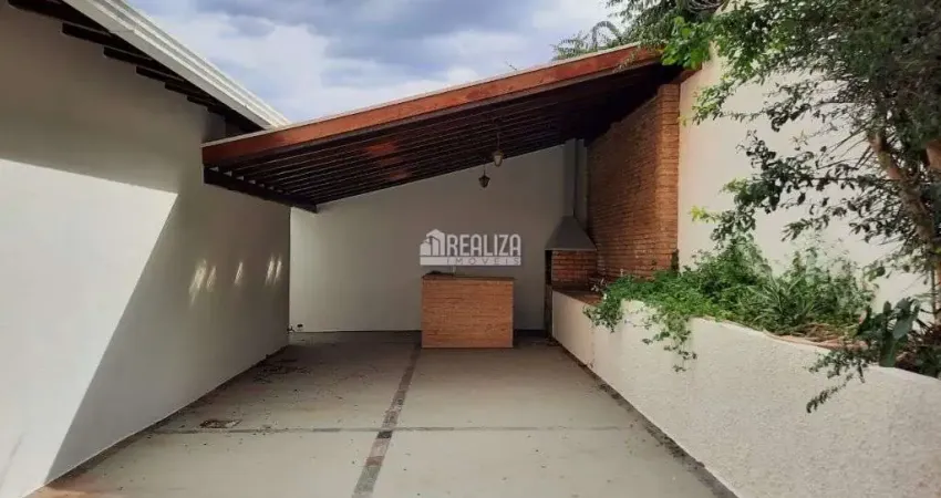 Linda Casa com 4 Dormitorios no Bairro Sao Sebastiao - Uberaba