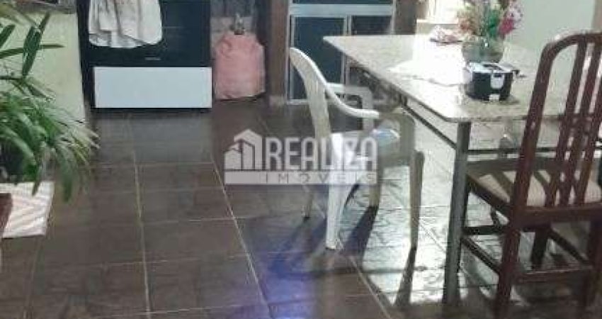 Casa Padrao a venda no Jardim Elza Amui II em Uberaba