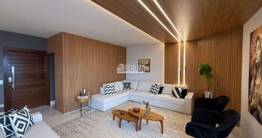 Amplo apartamento com 5 dormitorios e moveis planejados no bairro Estados Unidos em Uberaba