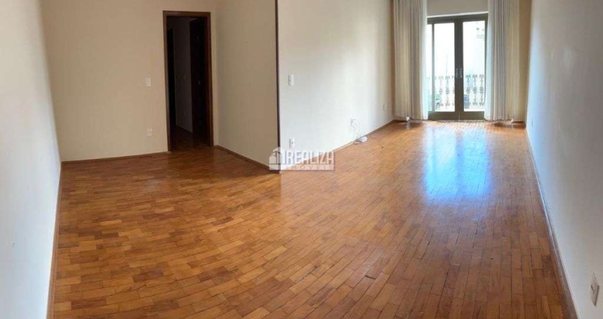 Apartamento a venda no bairro Vila Maria Helena, Uberaba - 3 dormitorios, 1 suite, closet e garagem coberta!