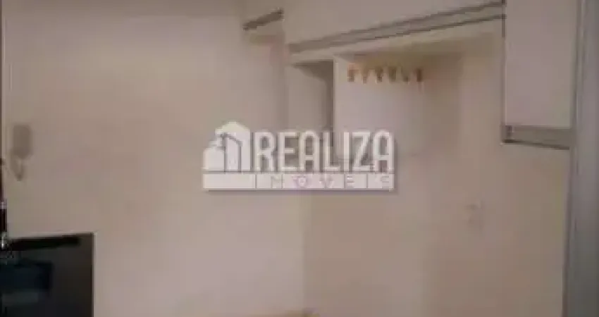 Apartamento de 2 dormitorios com moveis planejados e portaria 24hrs no condominio parque ucrania, em uberaba