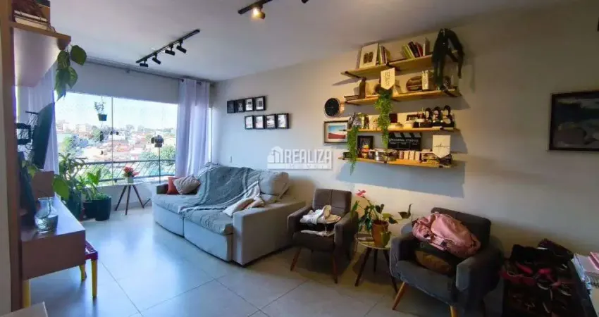 Apartamento de 3 dormitorios e suite no bairro fabricio, uberaba