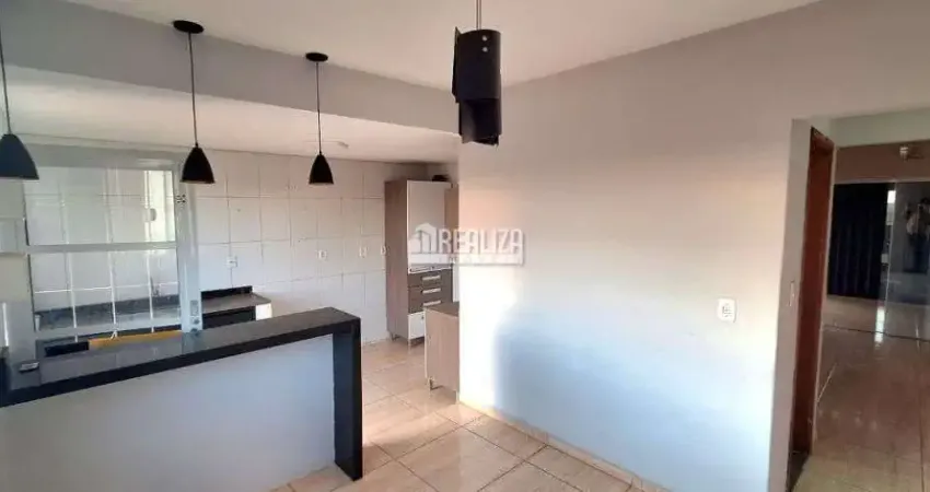 Casa com 2 quartos à venda no Jardim Espírito Santo, Uberaba 
