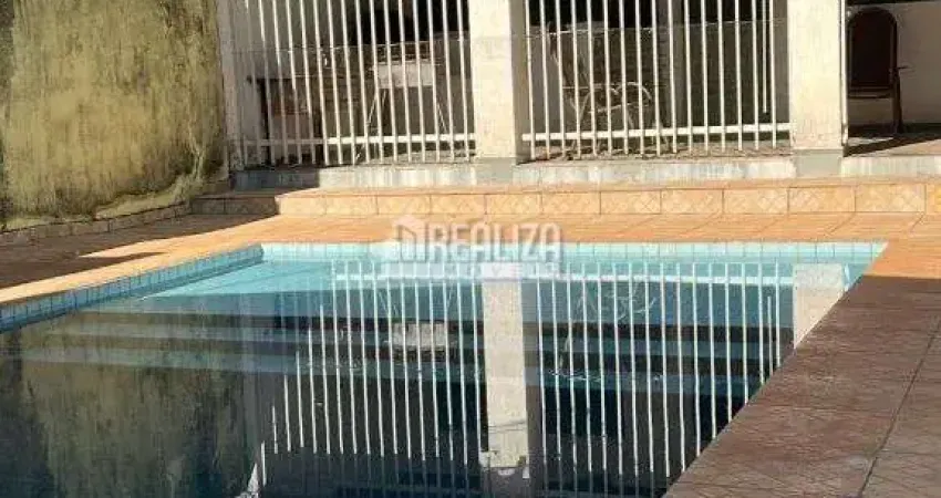 Casa com 3 quartos à venda no Olinda, Uberaba 
