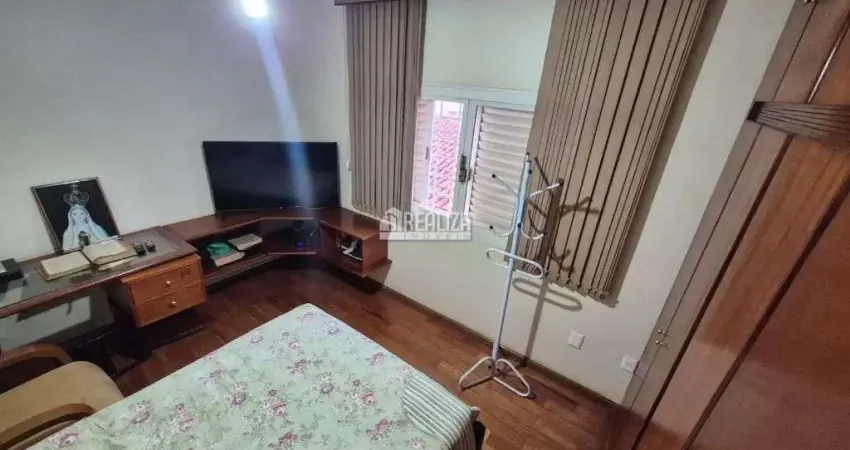 Casa a venda no bairro olinda, uberaba com 6 dormitorios e suite!