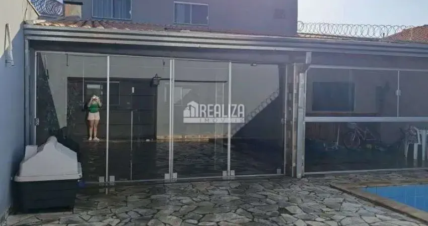 Casa com 1 quarto à venda no Jardim Espanha, Uberaba