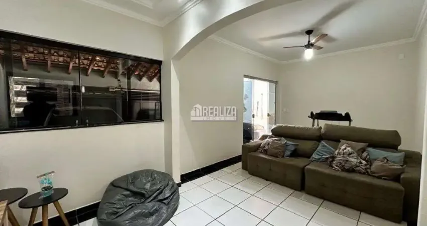 Casa com 3 dormitorios no bairro jardim espirito santo, em uberaba!